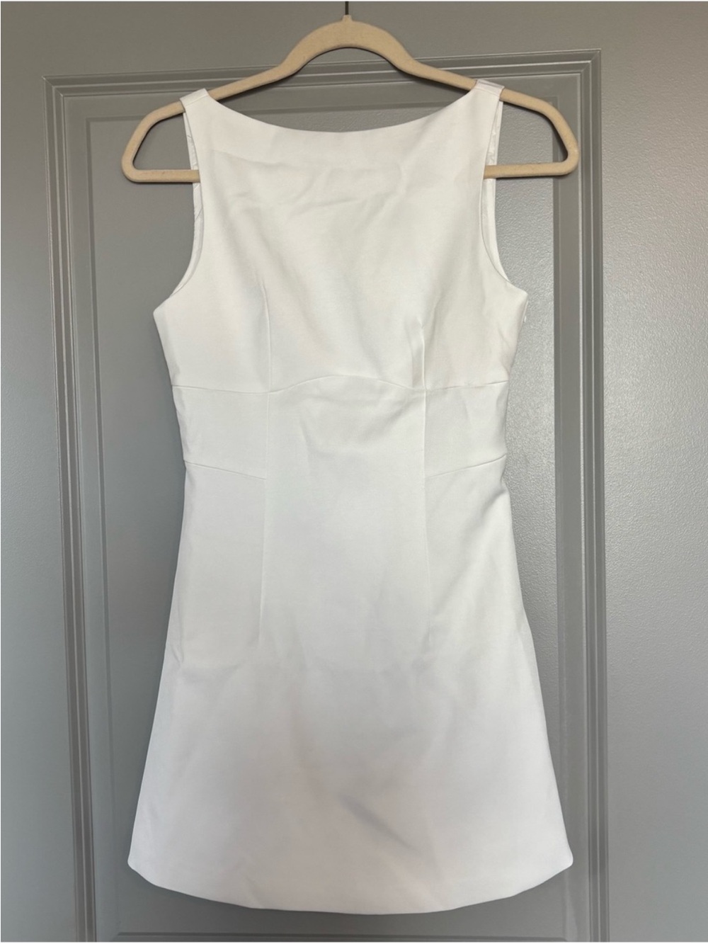 Peppermayo White Sleeveless Lower Back Mini Dress NWT Never worn - Picture 7 of 11